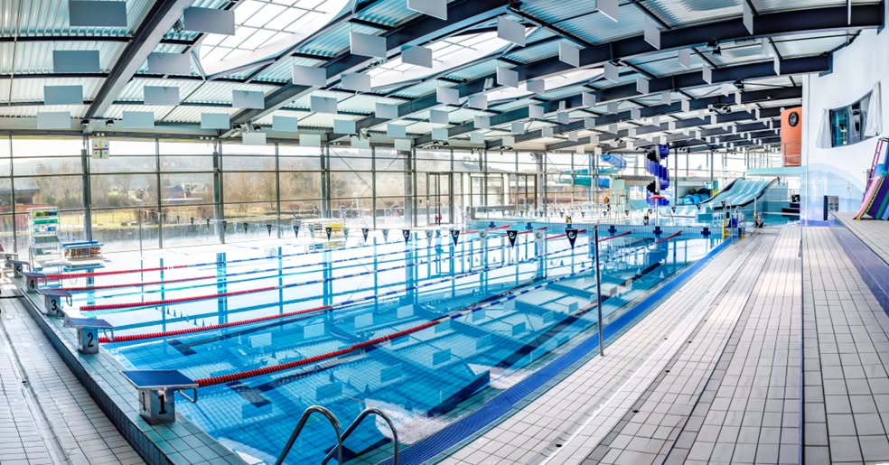Bassin sportif du Centre Aqualudique Rivéa à Givet