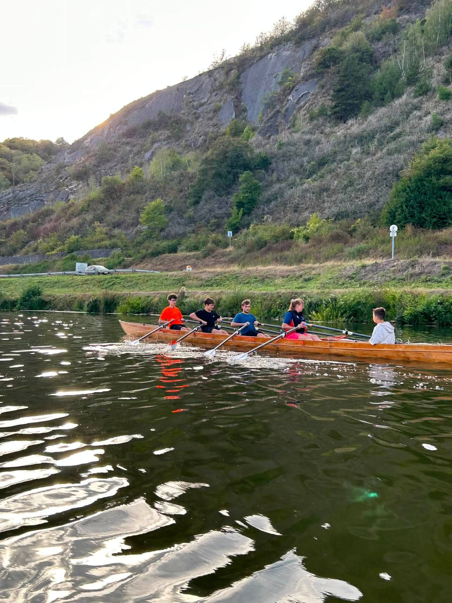 Le groupe Élite de l'ARMN en aviron